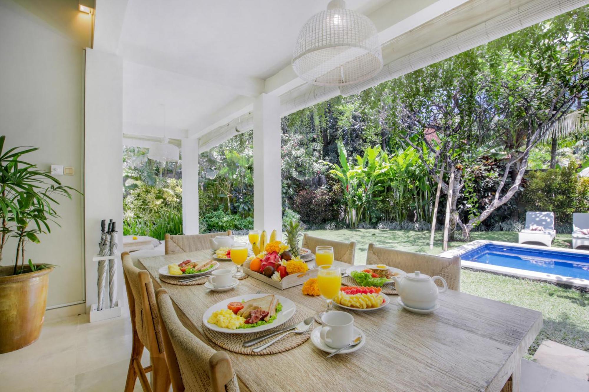 Villa Lodek Deluxe Seminyak Exterior foto